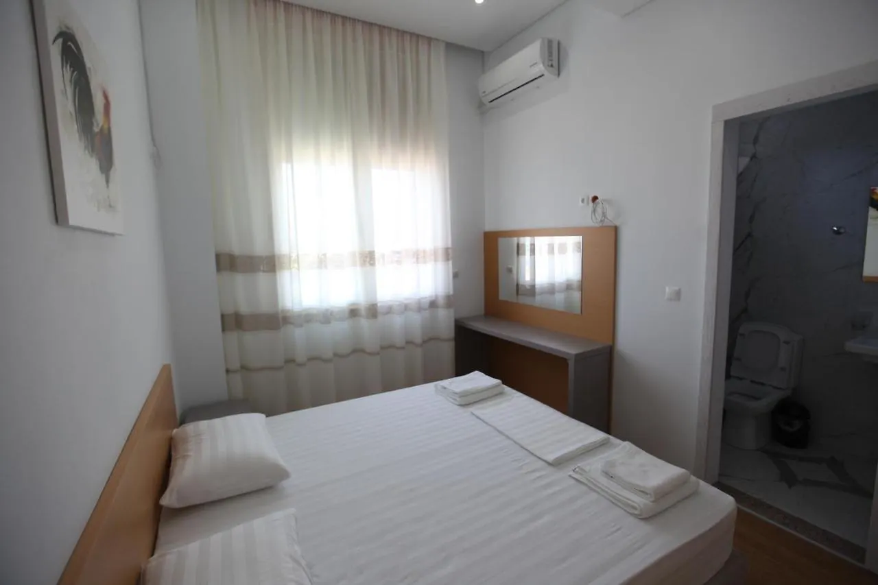 Mane Apartments Sarande