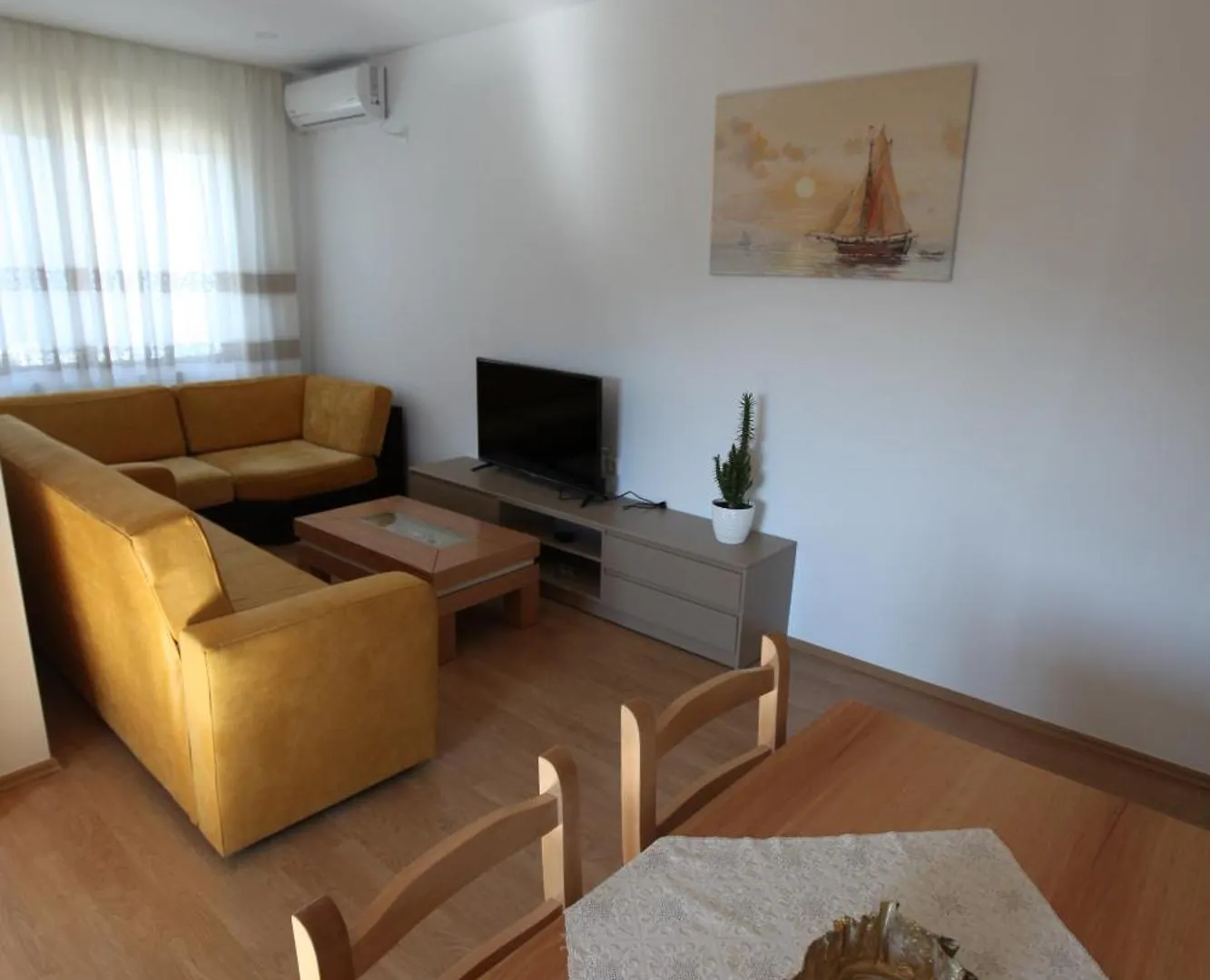 Mane Apartments Sarande