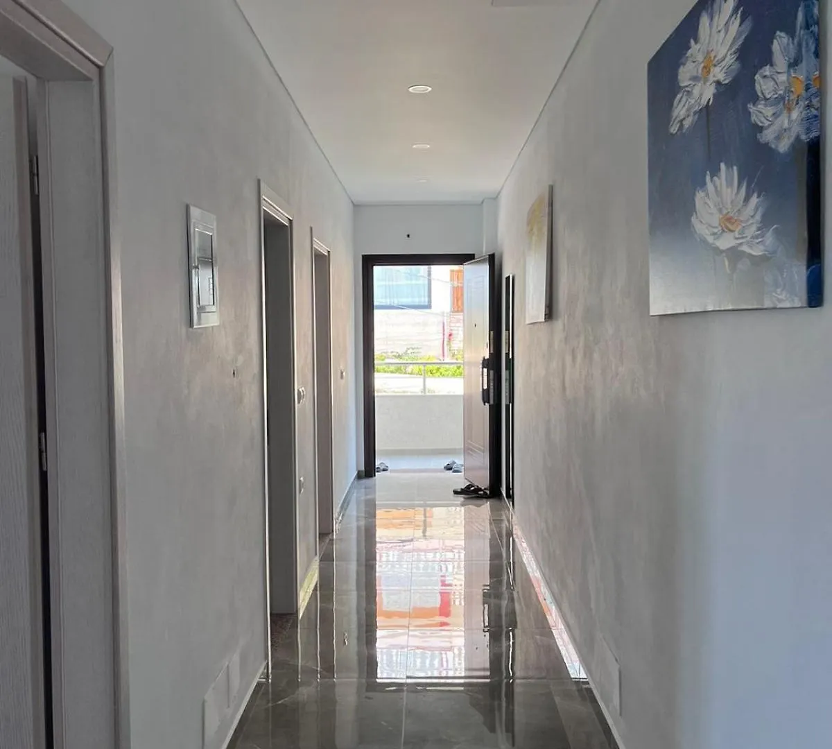 Mane Apartments Sarande
